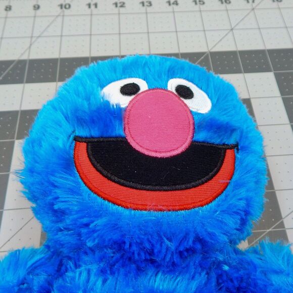 Sesame Street Grover 6 Inch Blue Plush Stuffed Toy Factory 2022 - Picture 5 of 10